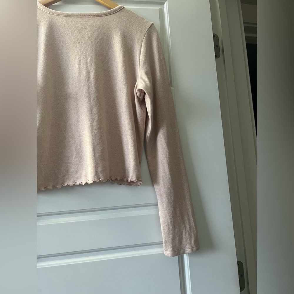 American Eagle Soft & Sexy light pink, v-neck, button-up cardigan. Size L. - Picture 5 of 7
